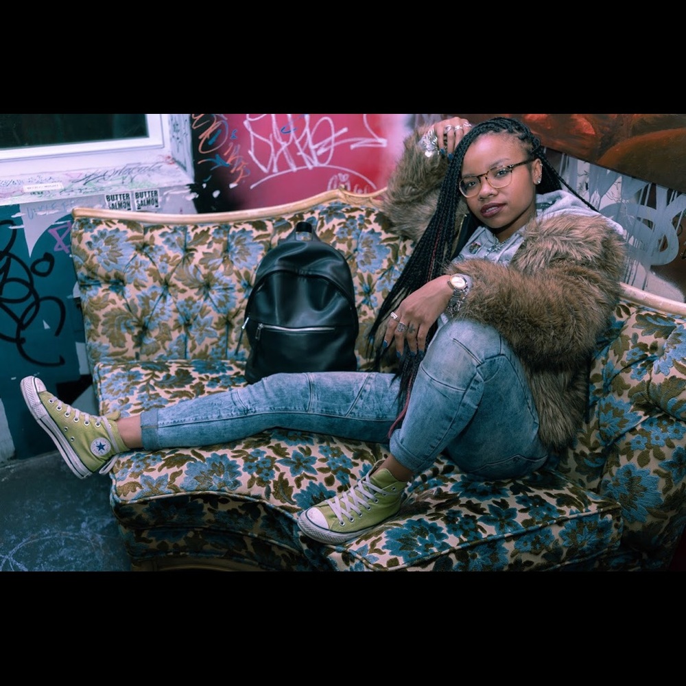 Meet your Posher, Jasmine